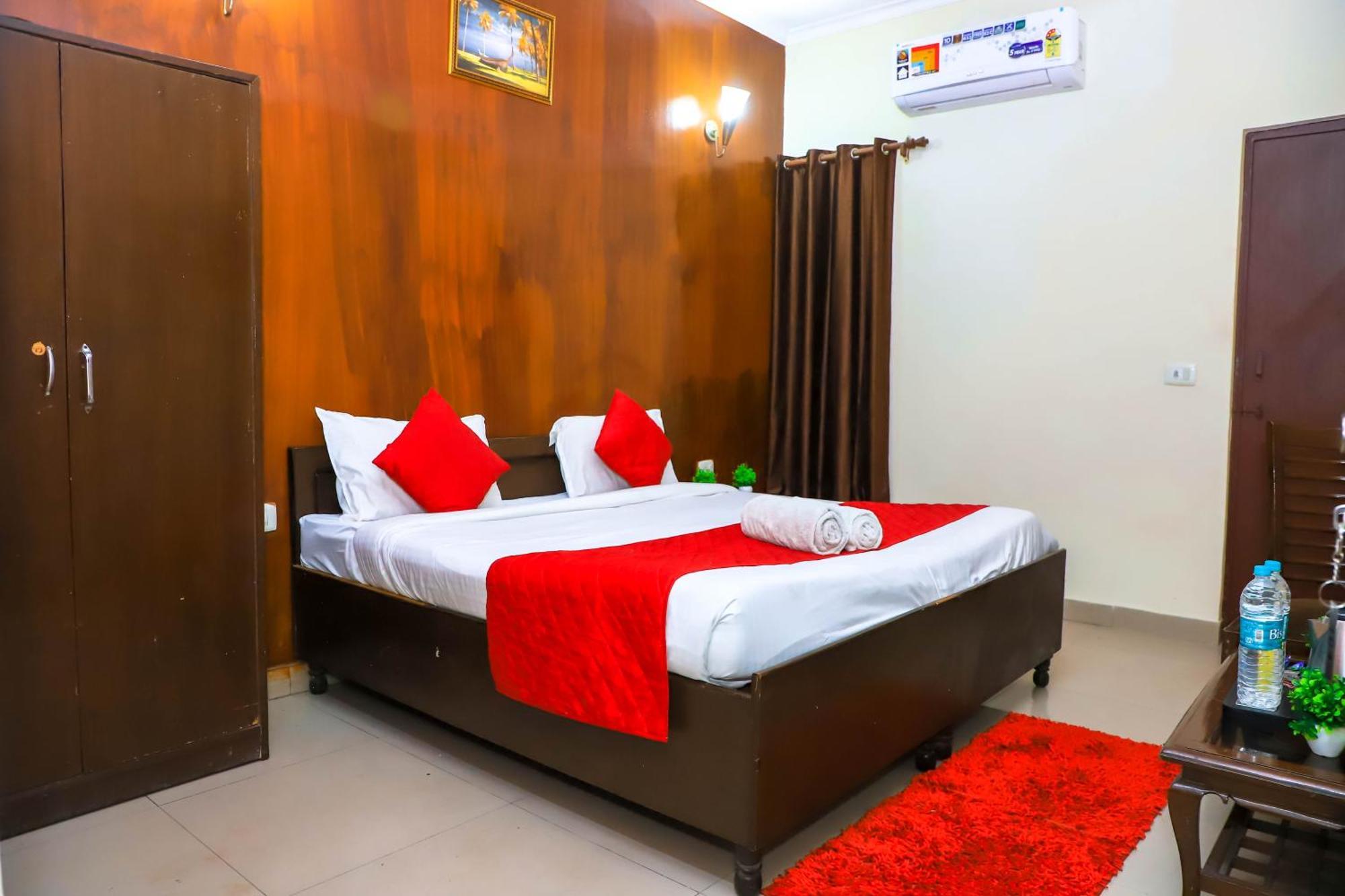 Hotel Global Inn By Quality Inn New Delhi Exteriör bild