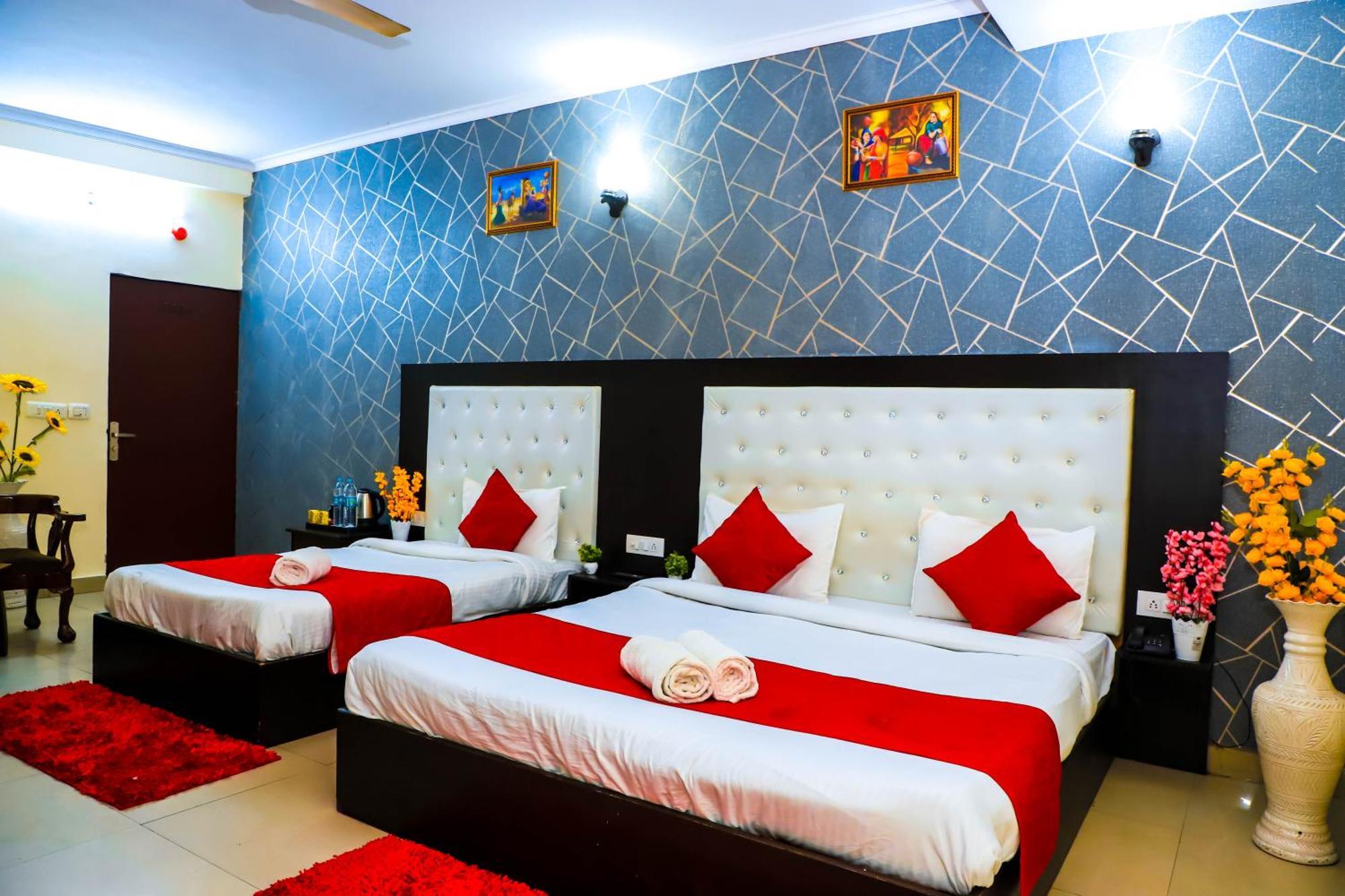 Hotel Global Inn By Quality Inn New Delhi Exteriör bild